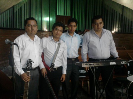 Erick, Alex, Toño y Angel en tocada en el Seminario Menor 2012